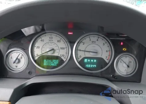 2010 Chrysler Town & Country Limited z USA, uszkodzony, nr VIN 2A4RR6DX0AR177396